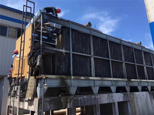 閉式冷卻塔填料更換需要注意哪些事項？？(冷卻塔填料怎