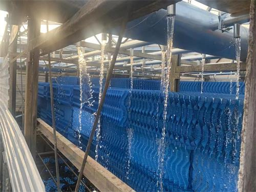 開式冷卻塔集水盤出現結冰的原因及處理方法(冷卻塔