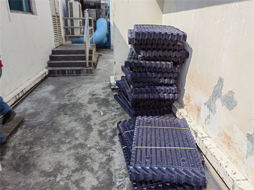 冷卻塔里減速機(jī)的保養(yǎng)小知識(shí)(冷卻塔安裝參數(shù))